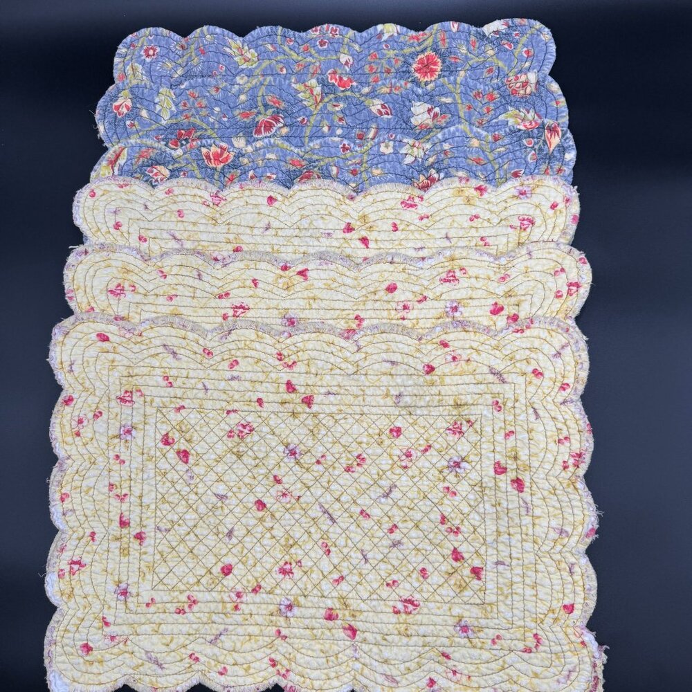 VTG Floral Quilted Placemats (6) Reversible Shabby Chic Cottagecore Farmhouse